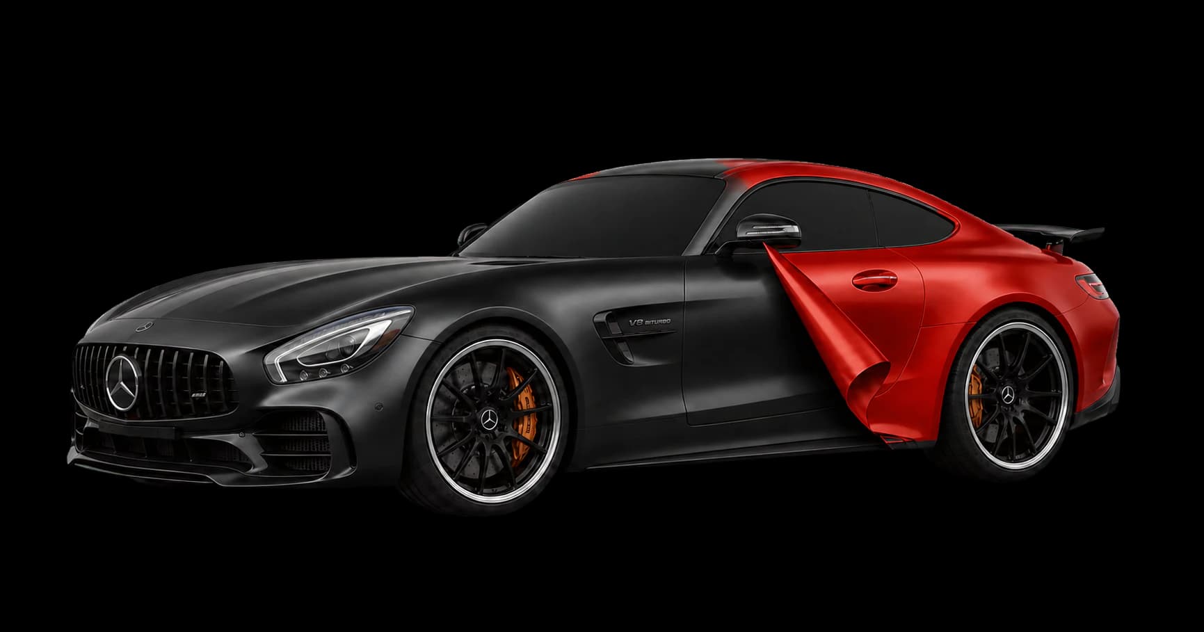Mercedes-AMG GT mit teilweise aufgebrachter roter PPF-Folie
